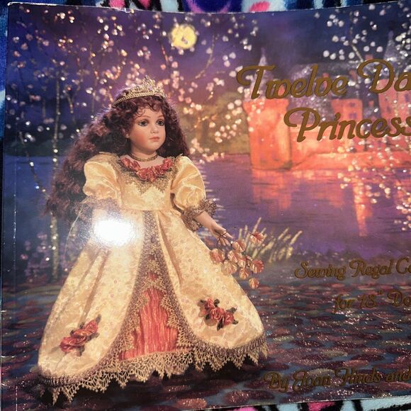 Twelve Dancing Princesses: Sewing Regal Costumes for 18" Dolls - Picture 2 of 4